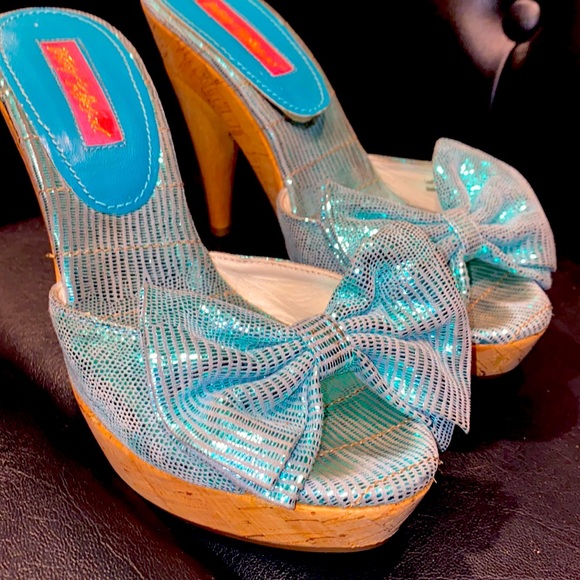 Designer Shoe - Picture 4 of 6